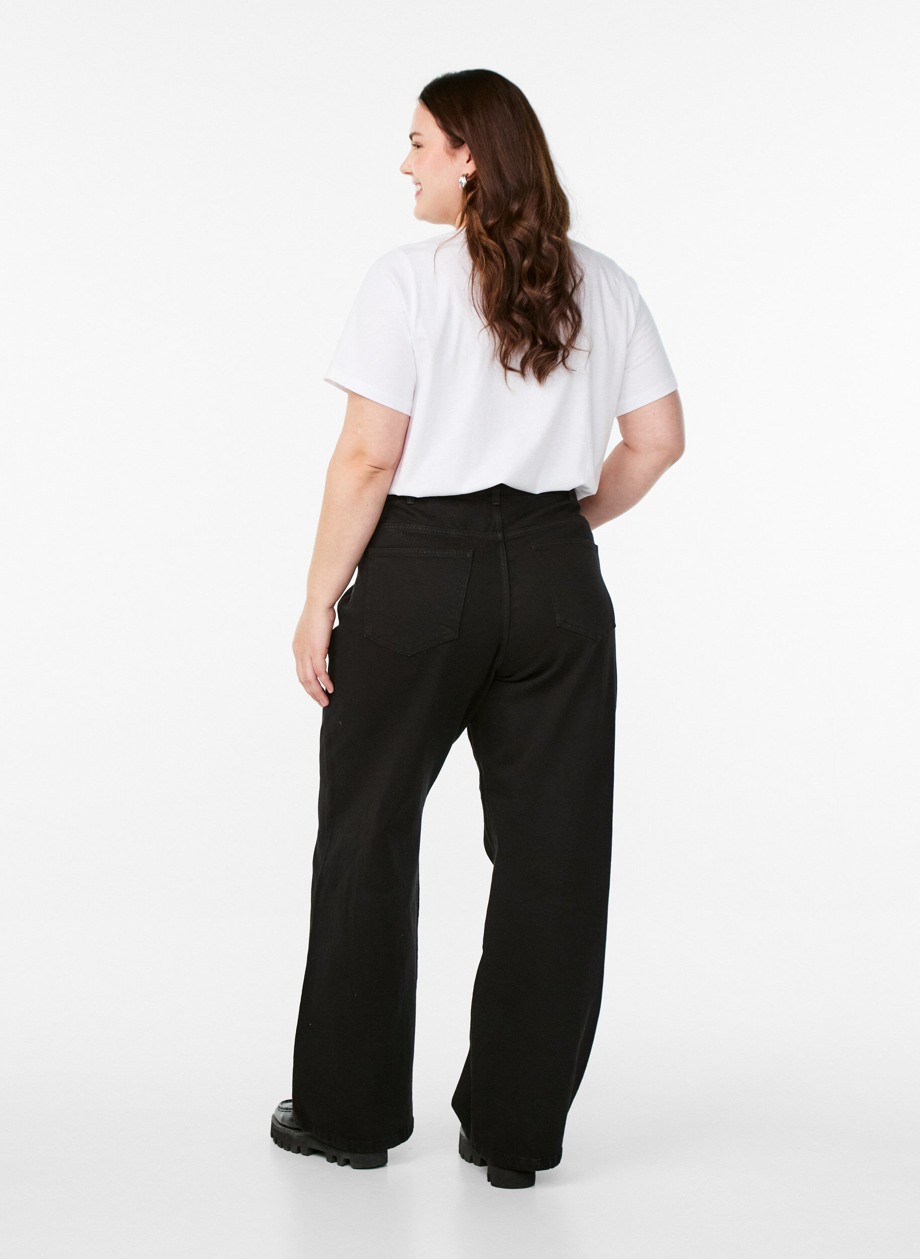 ZizziJeans med vida ben och h&ouml;g midja, Svart, Model image number 1
