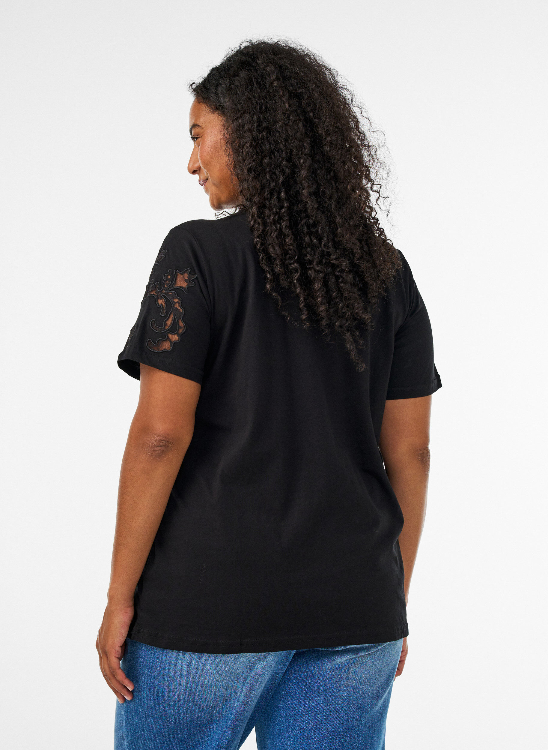 ZizziT-shirt i bomull med spetsapplikationer, Svart, Model image number 2