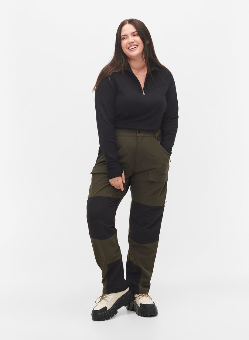 Vattenavstötande vandringsbyxor med fickor, Forest Night, Model image number 0