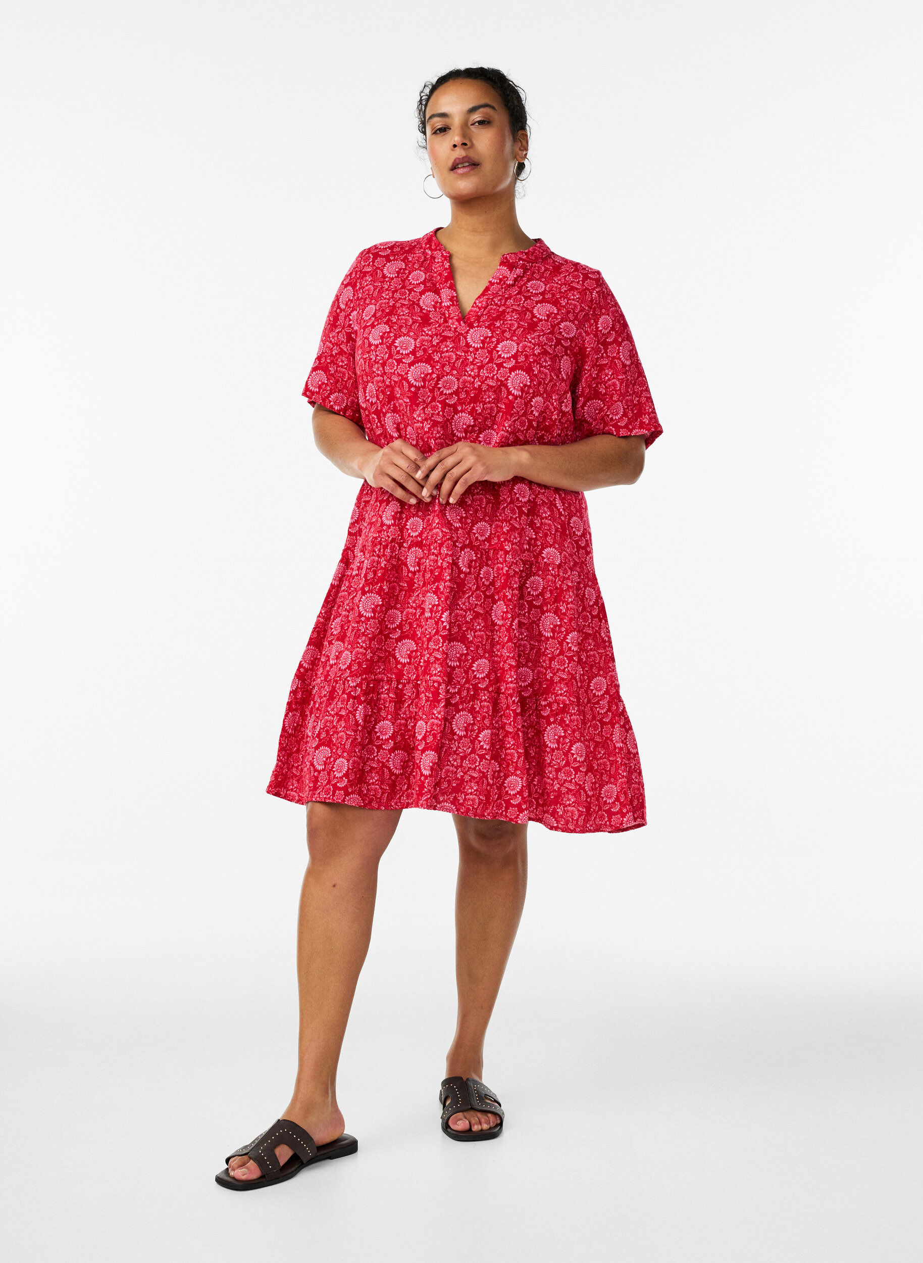ZizziKort a-linjeformad kl&auml;nning i bomullsmuslin, R&ouml;d, Model image number 1