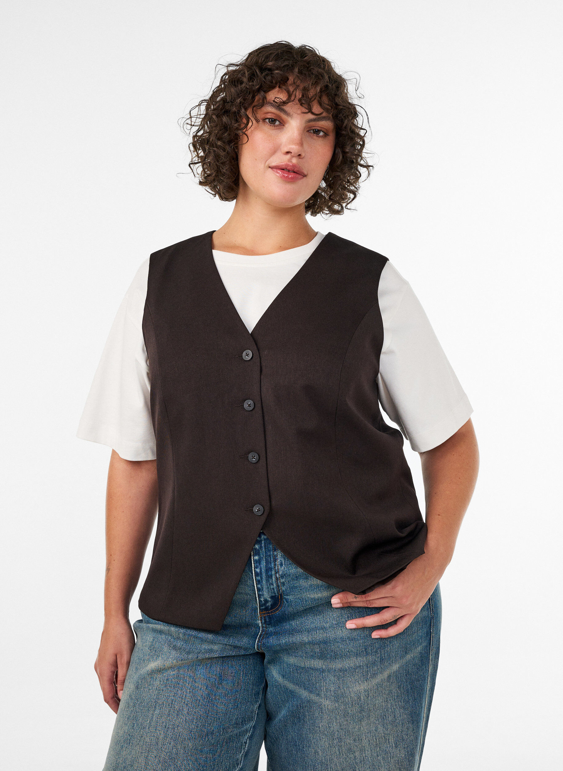 V&auml;st med kn&auml;ppning, Brun, Model