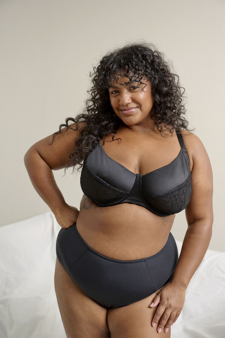 Set med spets, , Model