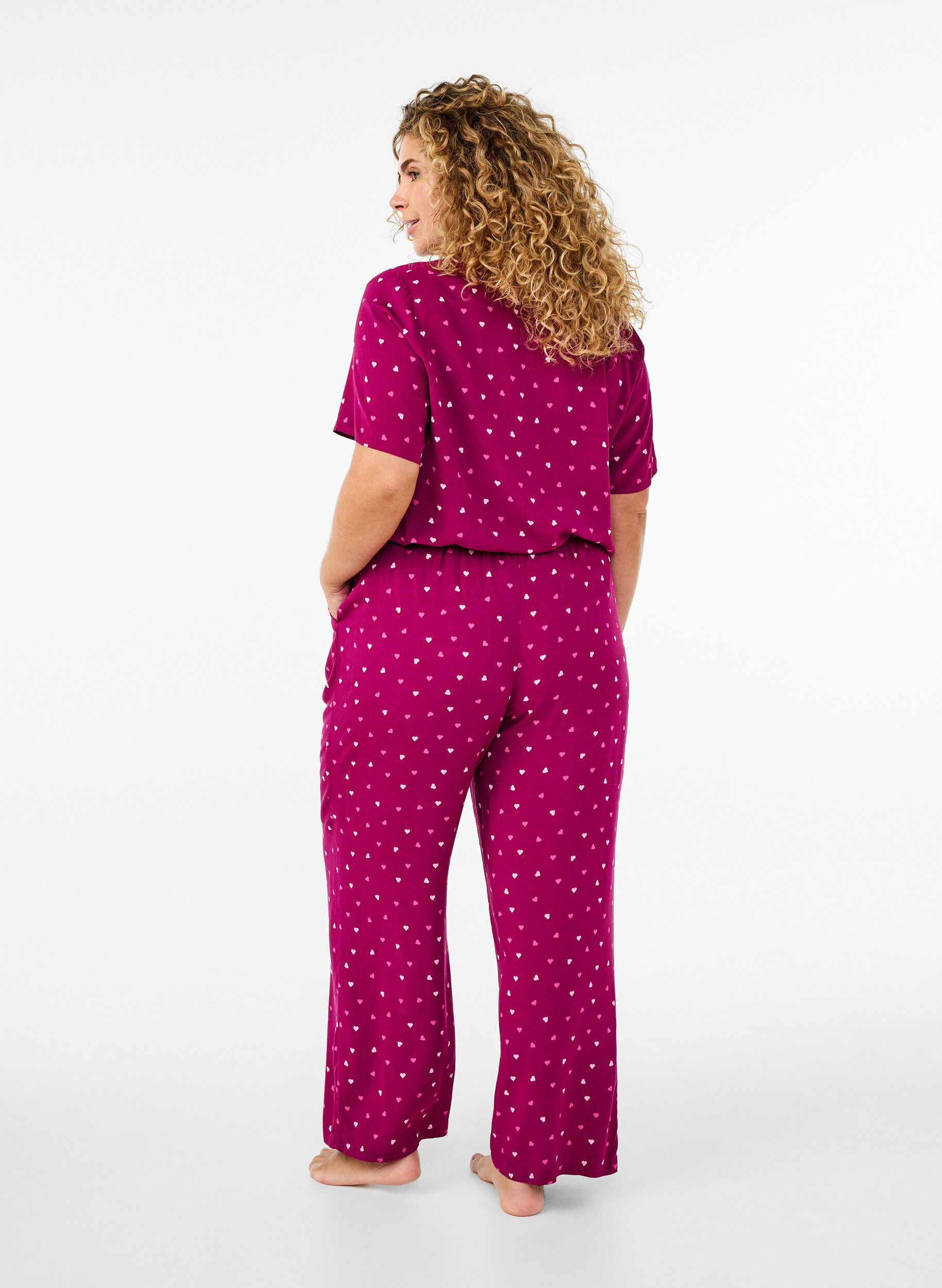 Zizzi L&ouml;sa pyjamasbyxor med hj&auml;rtan, Boysenberry w. Heart, Model image number 1