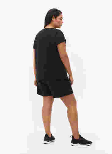 Träningsshorts med bakficka, Black, Model image number 1