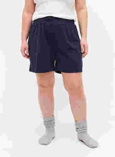 Lösa shorts i tyg med struktur, Navy Blazer, Model image number 2