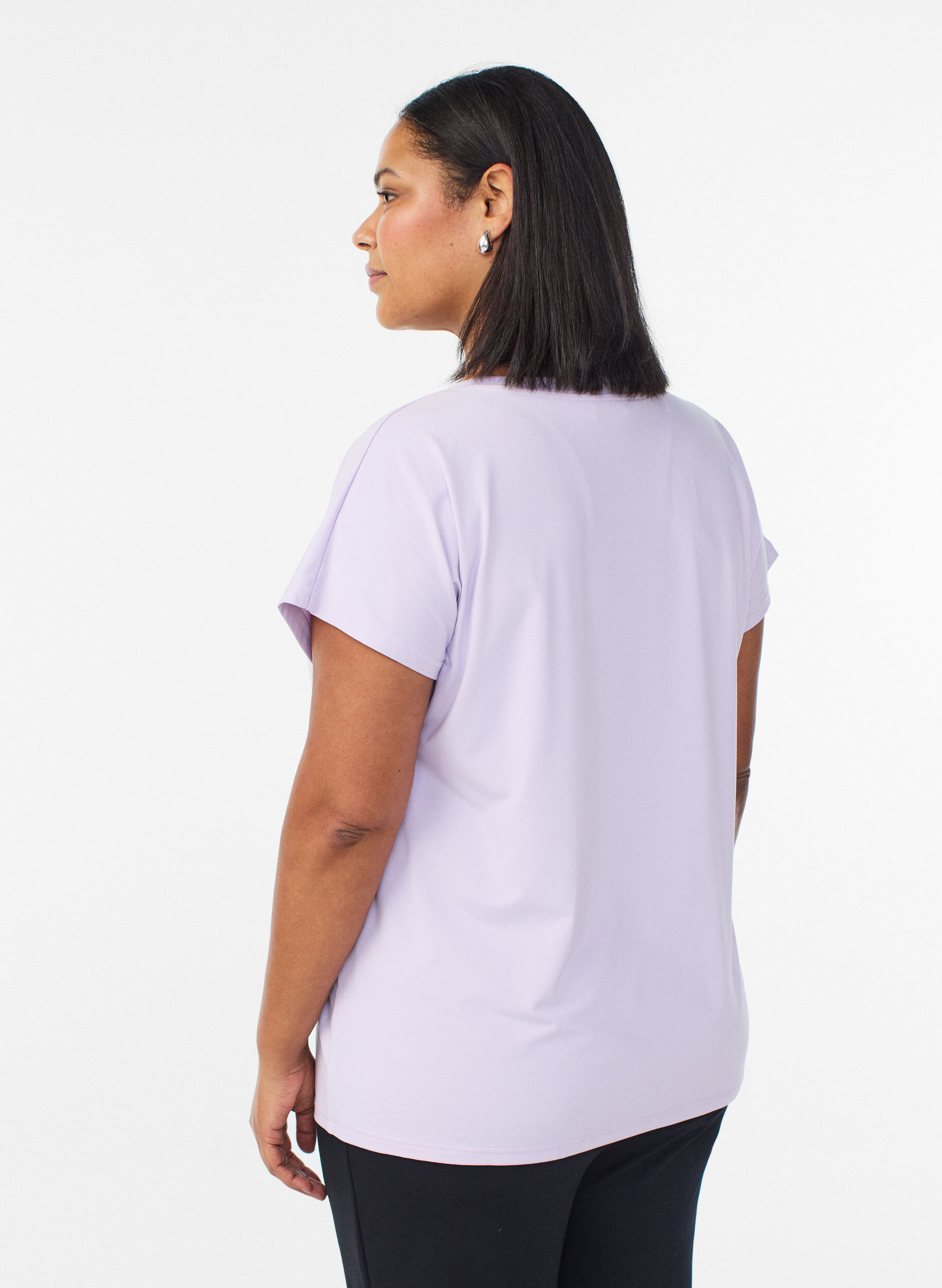 ZizziTr&auml;nings t-shirt med v-ringning och l&ouml;s passform, Lila, Model image number 2