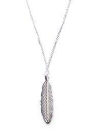 Silverfärgat halsband med bladformat hänge, Silver