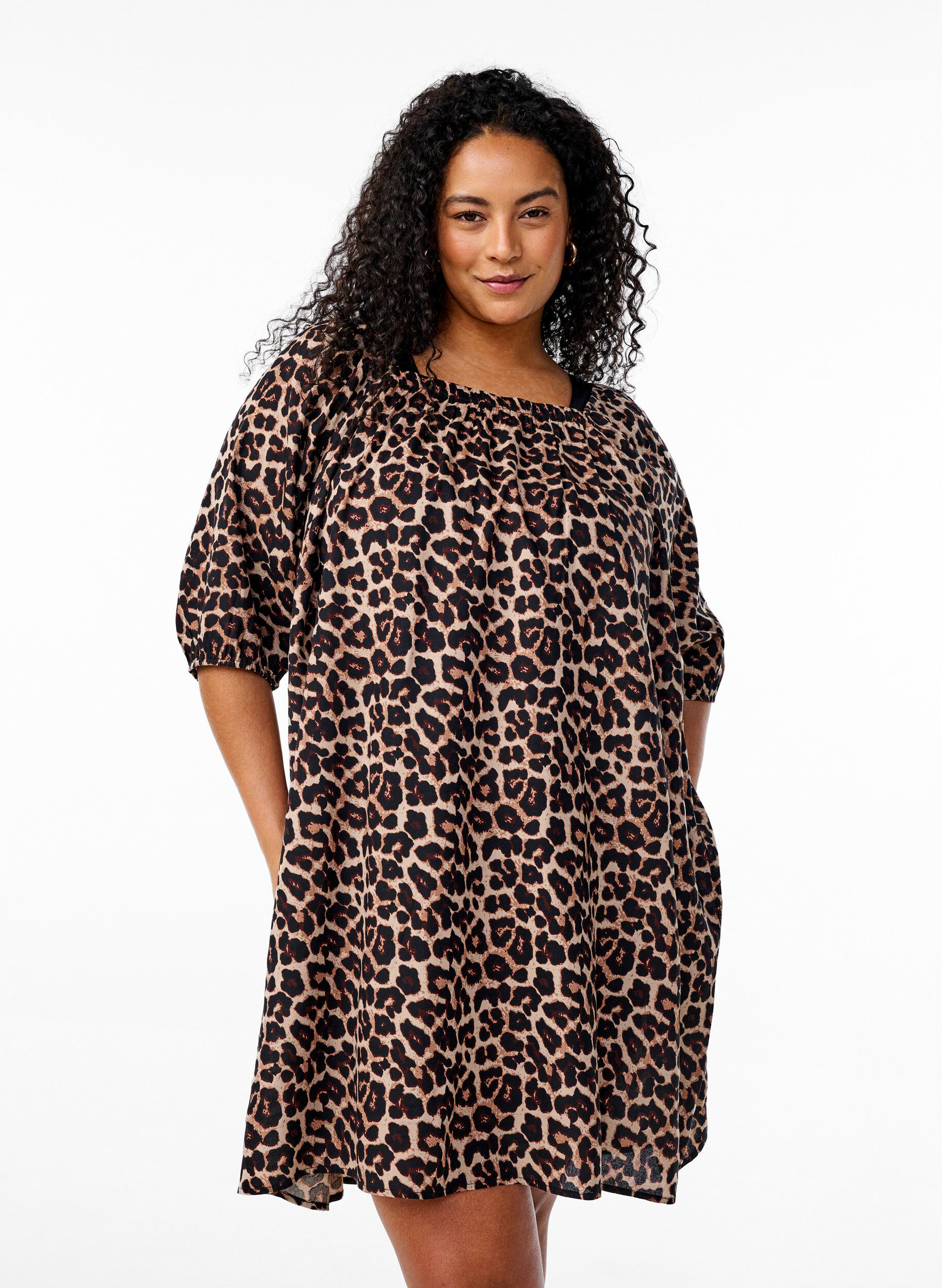 Zizzi Strandkl&auml;nning i viskos med m&ouml;nster, Beige, Model image number 0