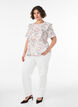 Blus i bomull med broderie anglaise och volanger, Rosa, Model image number 1