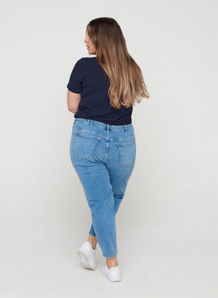 Croppade mom fit jeans med hög midja, Light blue denim, Model image number 1