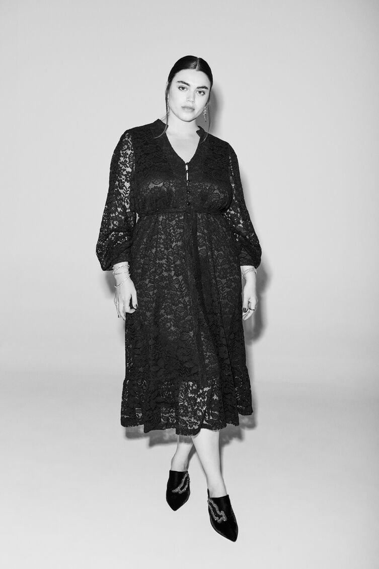 Spetsklänning, , Model