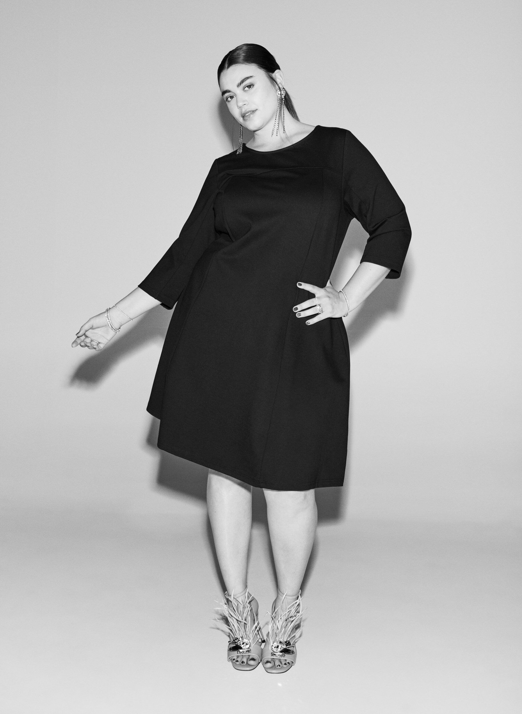 Zizzi A-linjeformad kl&auml;nning med trekvarts&auml;rm, Svart, Image image number 0