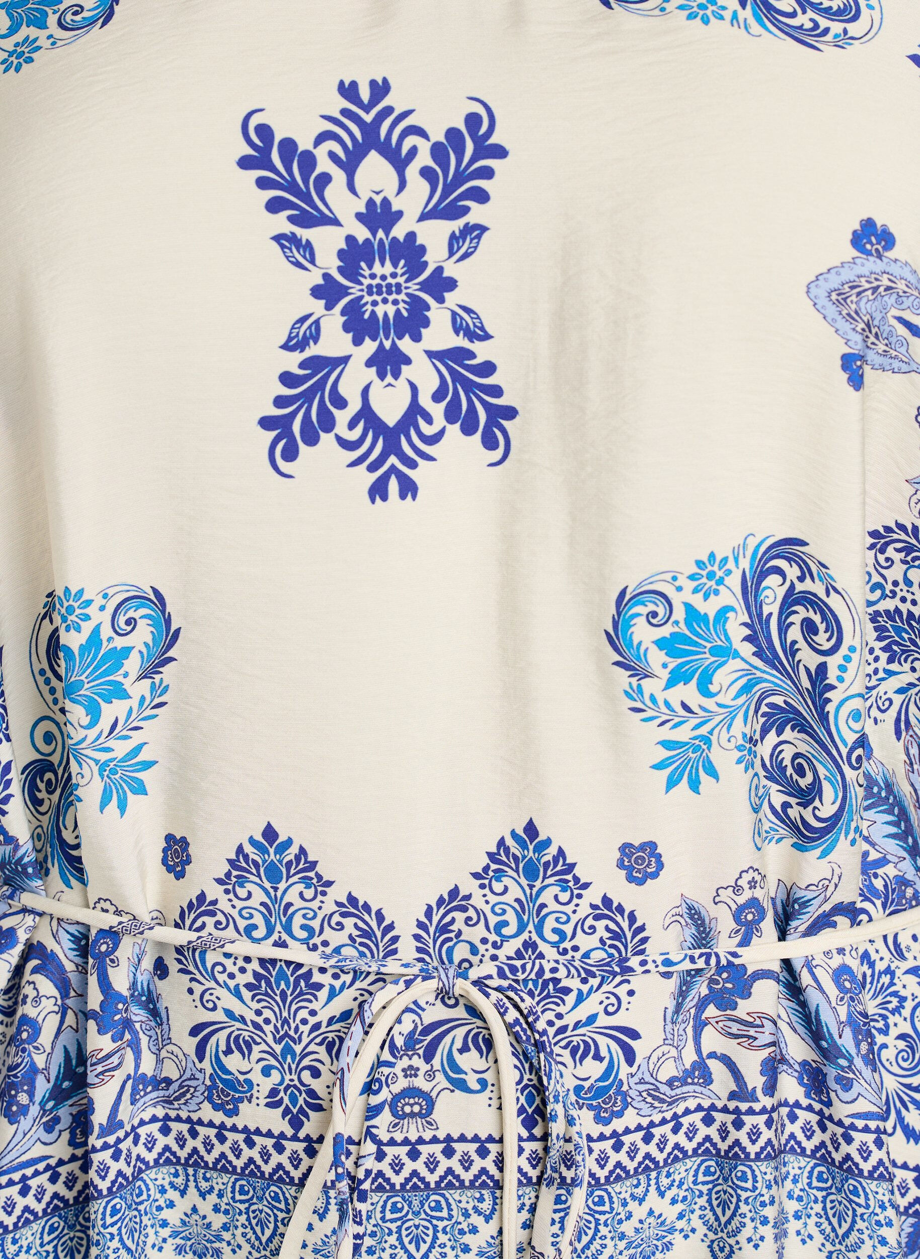 Zizzi M&ouml;nstrad midikl&auml;nning i viskos med knytsk&auml;rp, Bl&aring;, Packshot image number 2