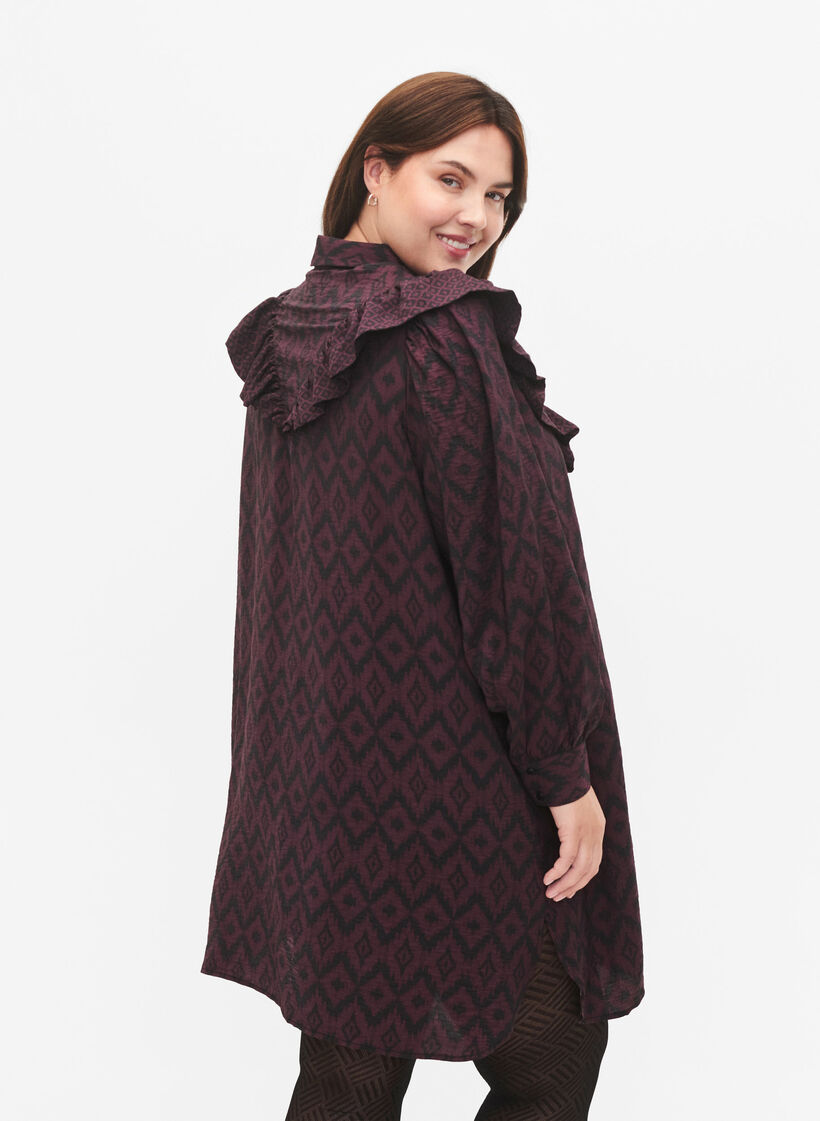 Lång skjorta i viskos med tryck och volanger, Winetasting w. Black, Model image number 1