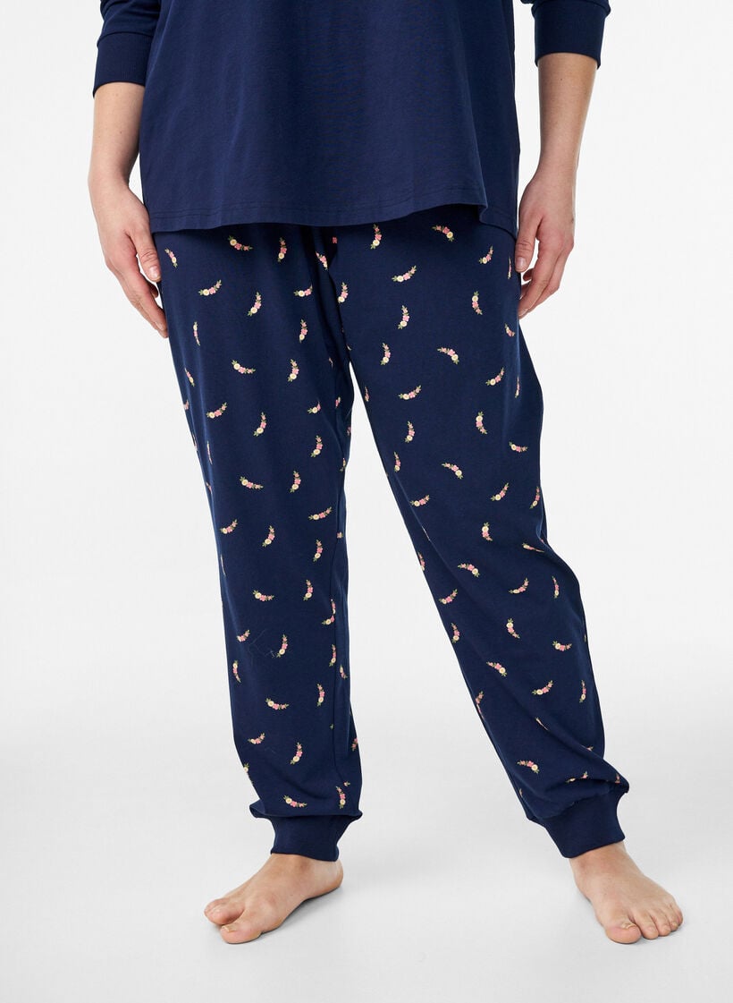 M&ouml;nstrade pyjamasbyxor, Bl&aring;, Model image number 2
