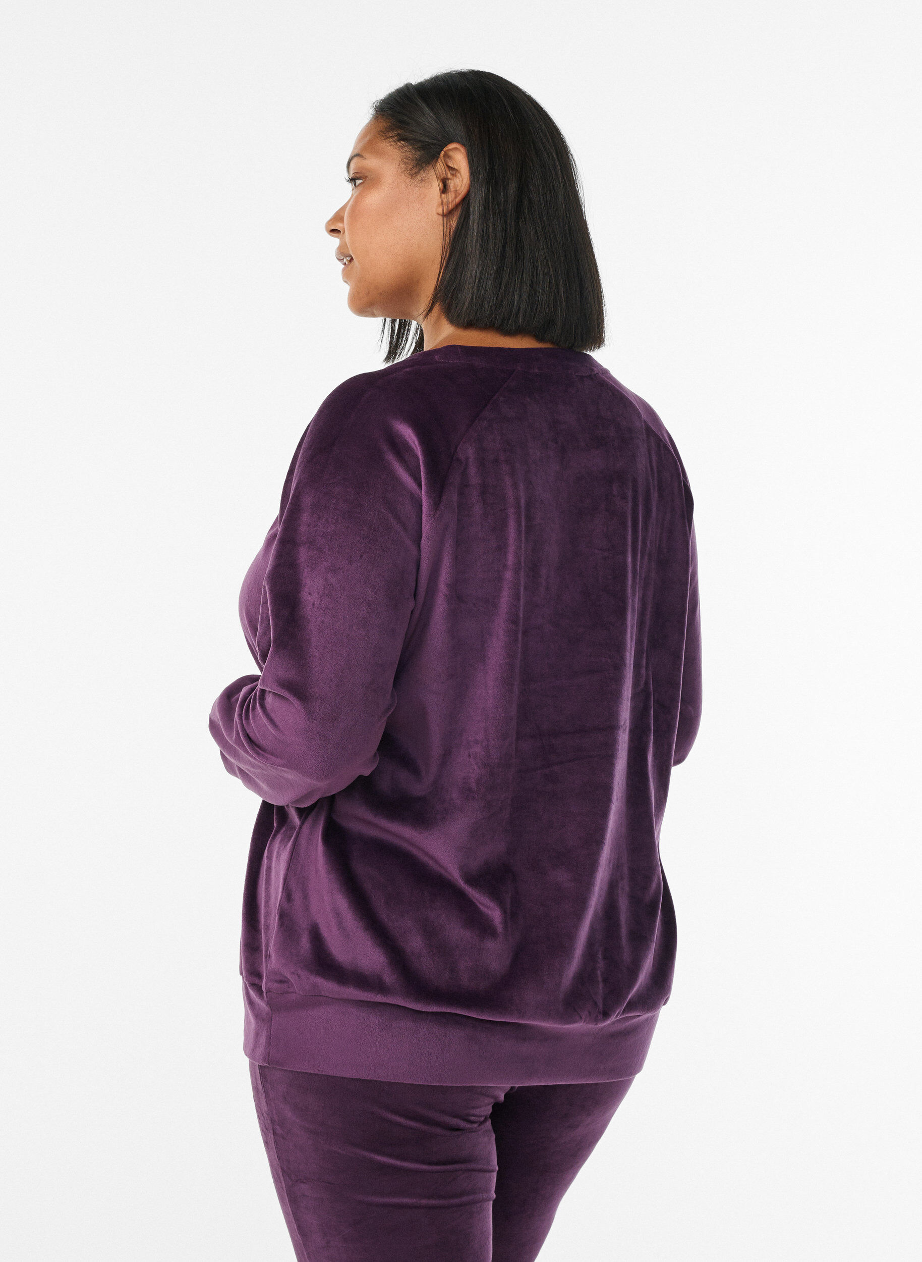 Zizzi Blus i velour med raglan&auml;rmar, Lila, Model image number 2
