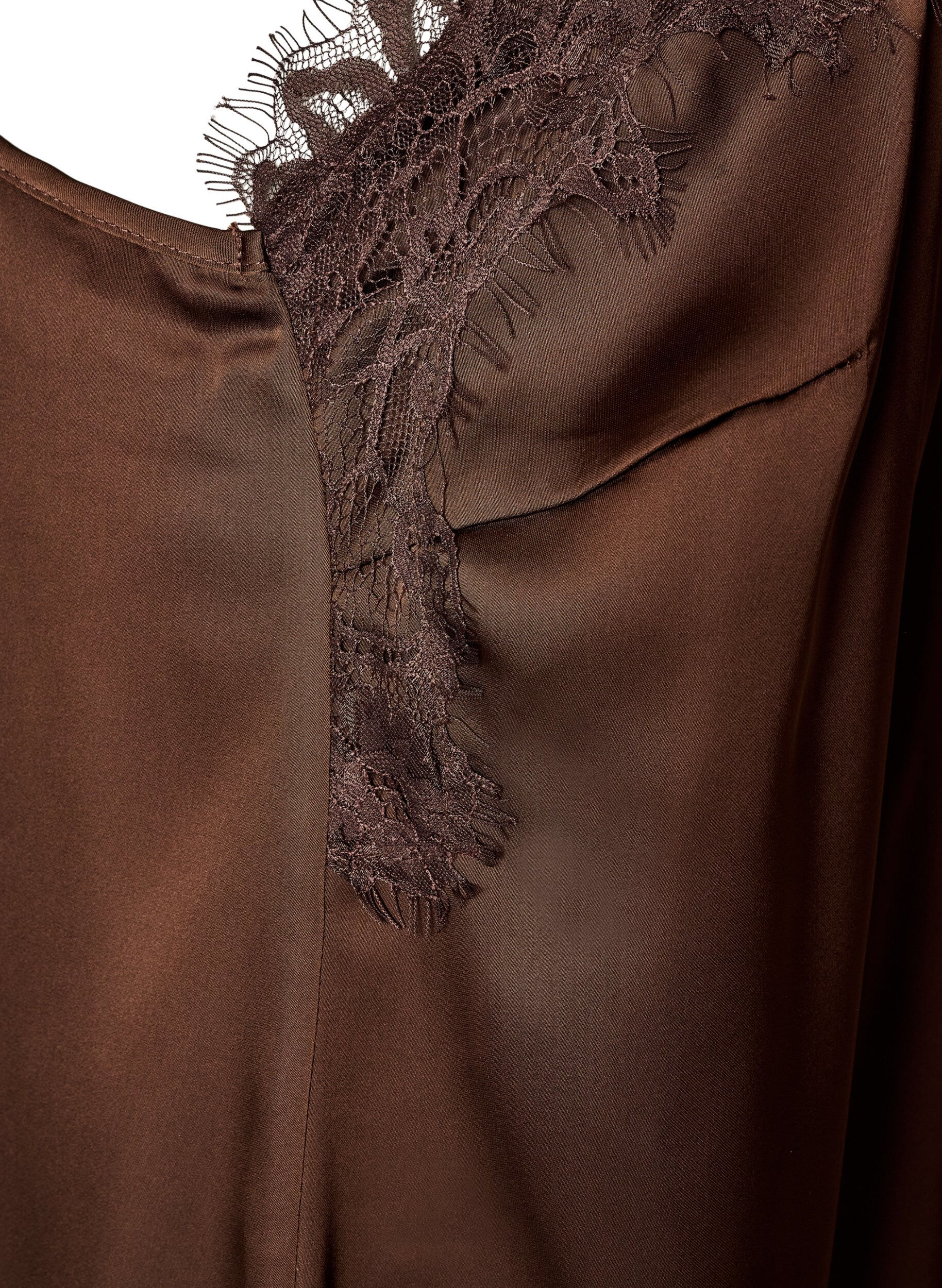 ZizziKl&auml;nning i satin med spets och asymmetrisk f&aring;ll, Brun, Packshot image number 3