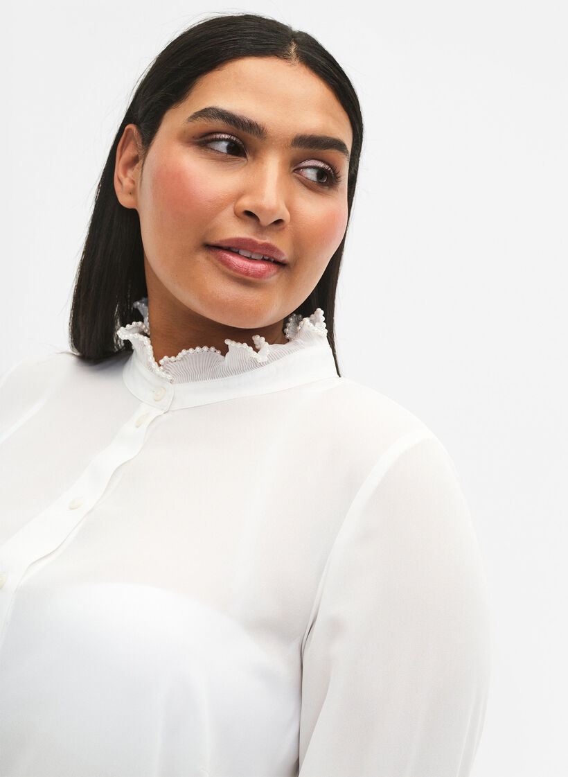 Skjortblus med volangdetaljer, Bright White, Model image number 2
