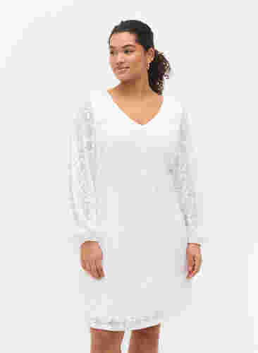 V-ringad klänning i spets med långa ärmar, Bright White, Model image number 0