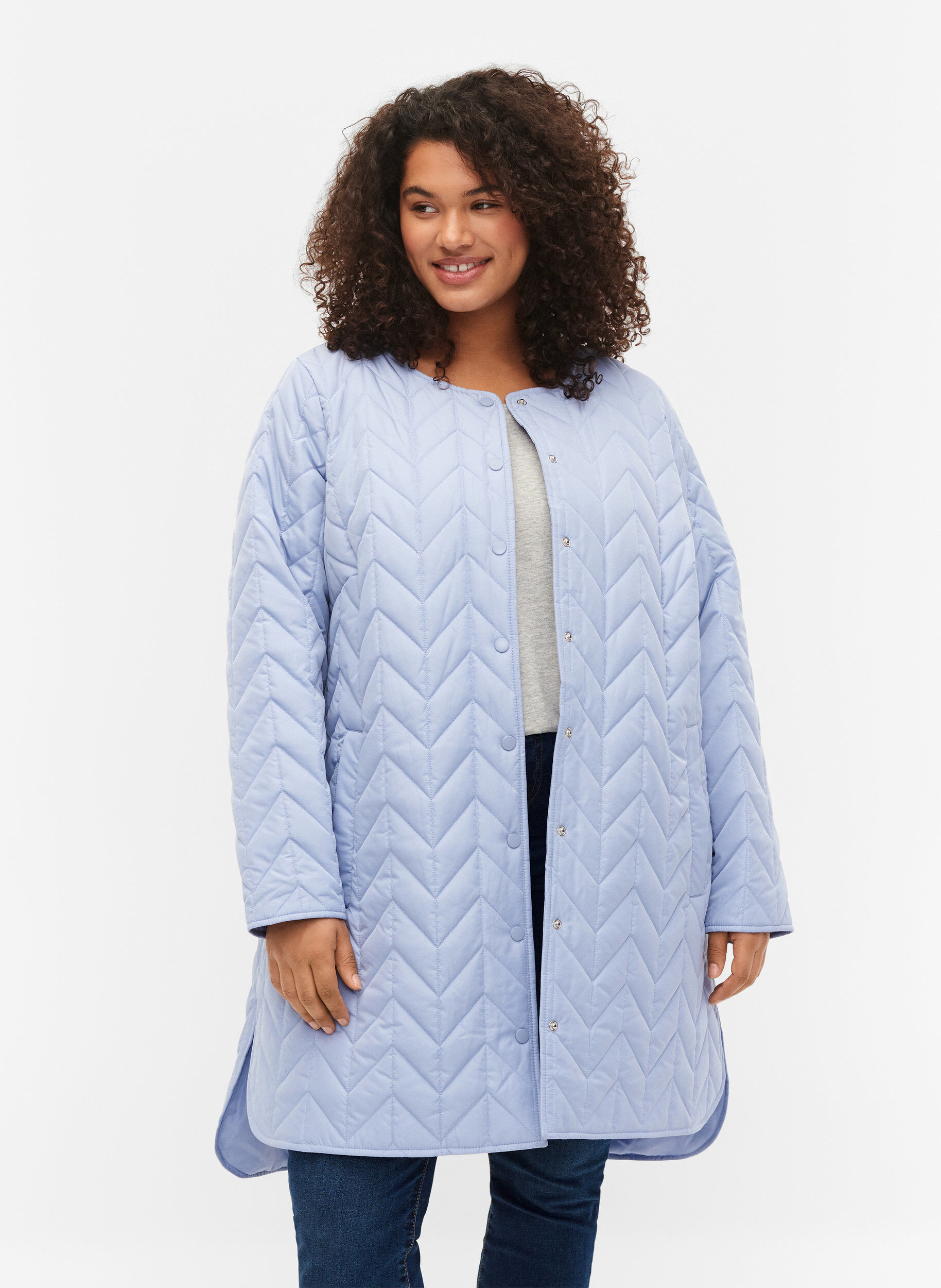 Zizzi Quiltad jacka med knappar, Eventide, Model image number 0