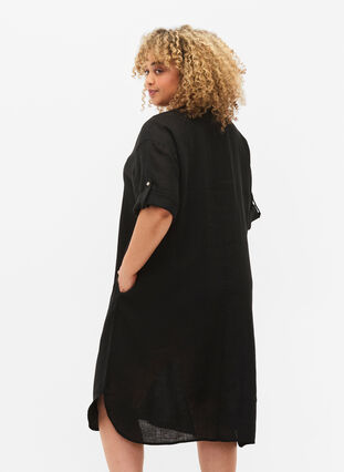 Kortärmad klänning i 100% linne, Black, Model image number 1
