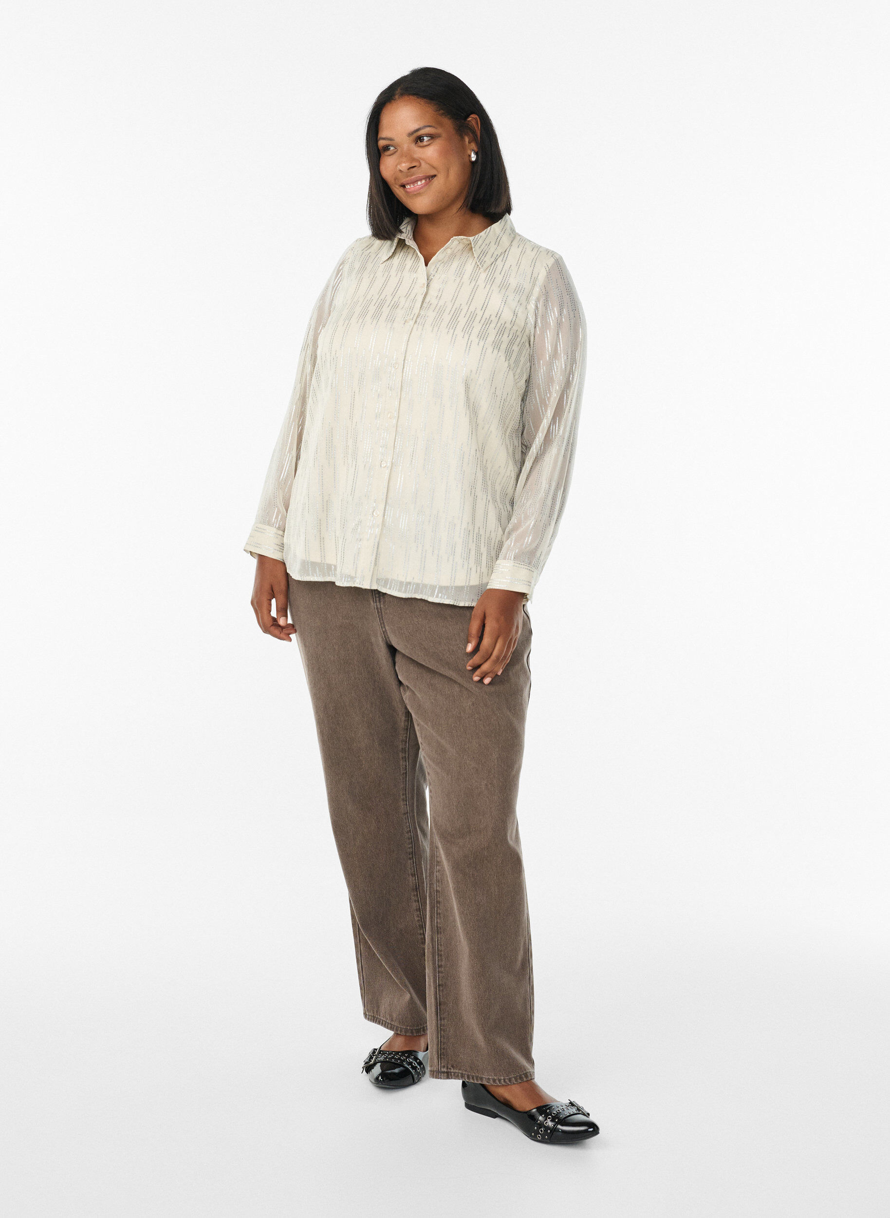 Zizzi Skjorta med glittrande m&ouml;nster, Vanilla, Model image number 1