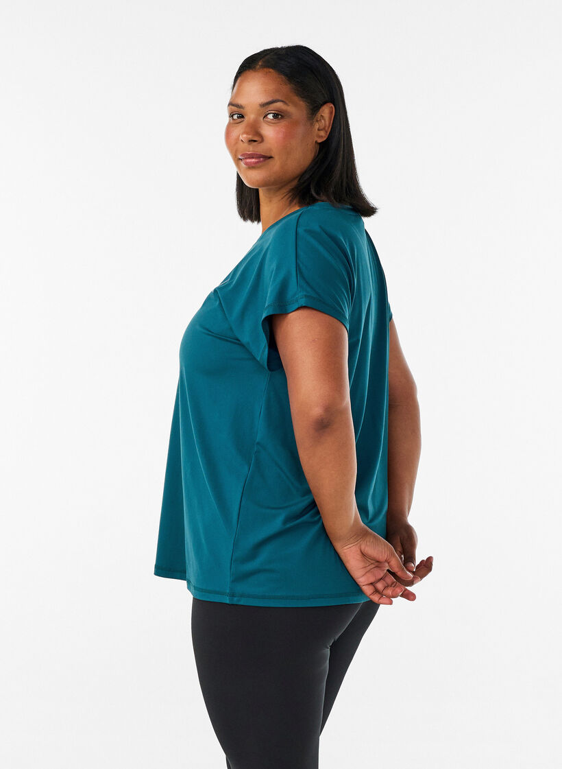 Enf&auml;rgad tr&auml;nings-T-shirt, Gr&ouml;n, Model image number 2