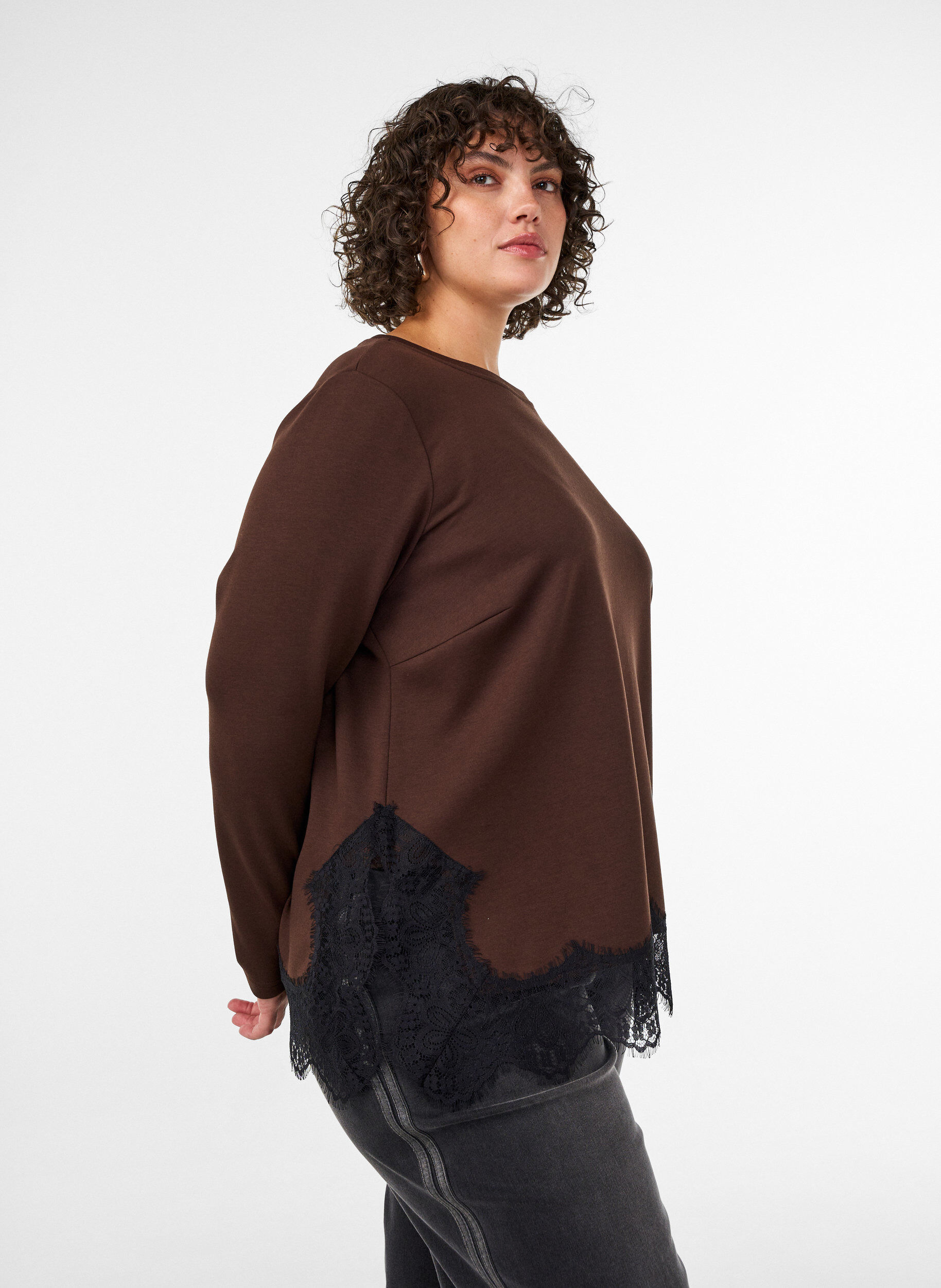 ZizziBlus i jersey med spetskant, Brun, Model image number 3