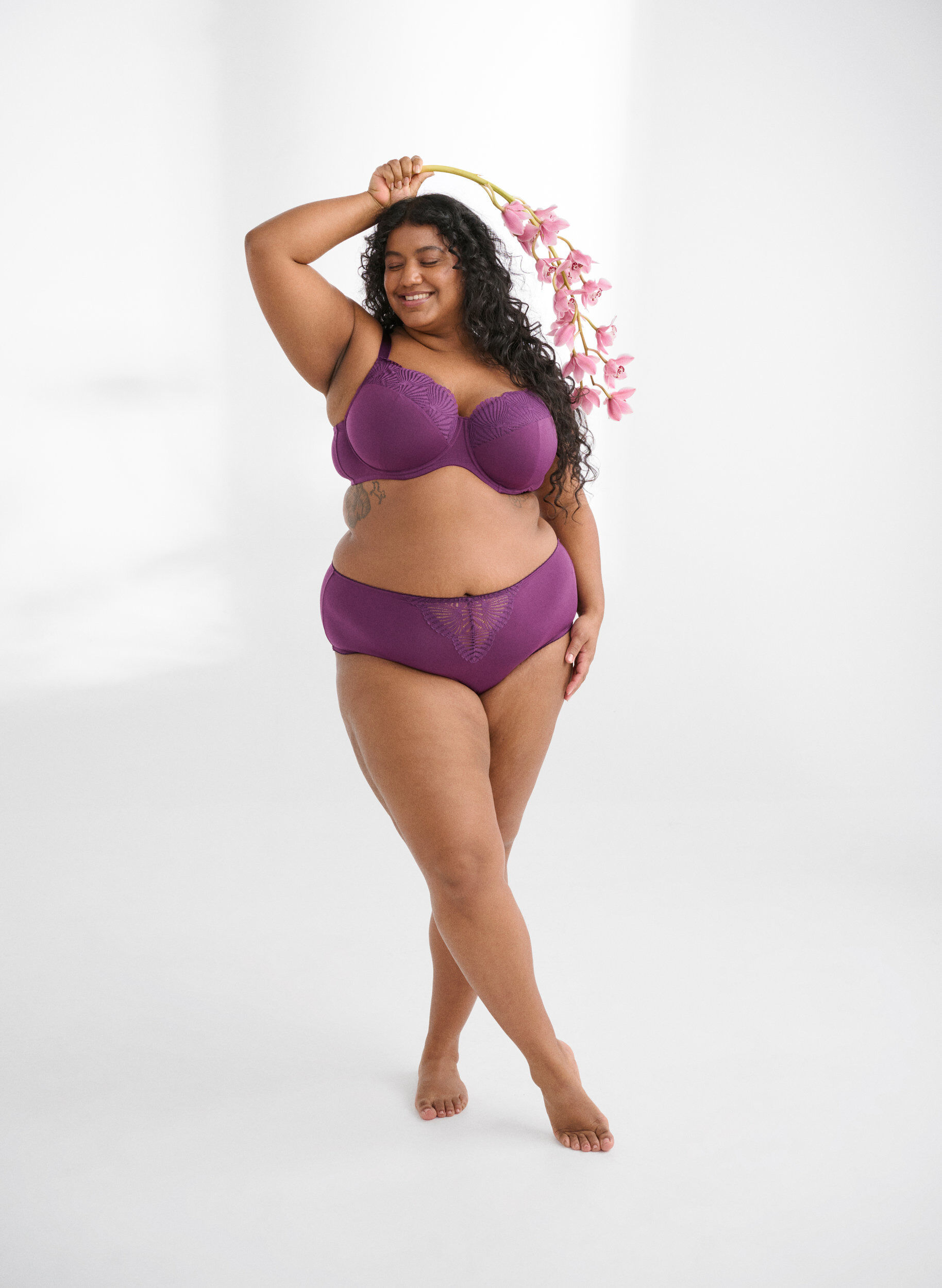 Zizzi Trosor i mikrofibermaterial med spetsdetaljer, M&ouml;rk Bordeaux, Image image number 0