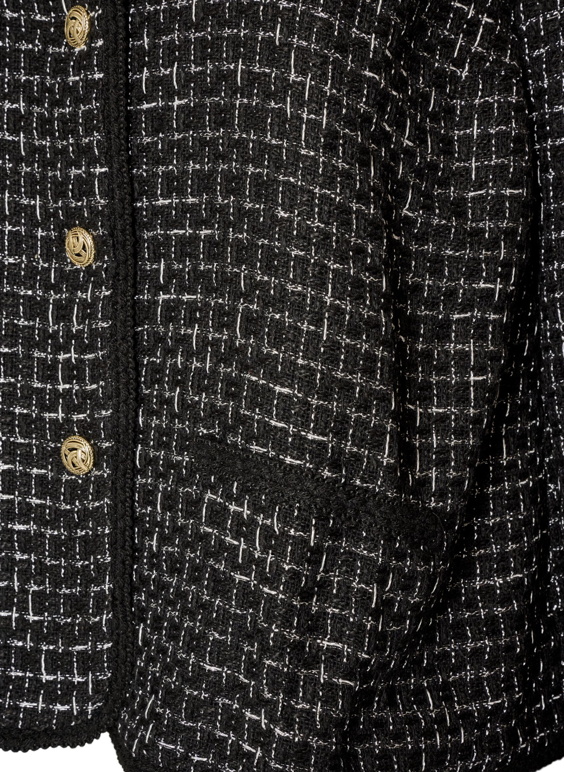 ZizziJacka i boucl&eacute; med guldf&auml;rgade knappar, Svart, Packshot image number 3