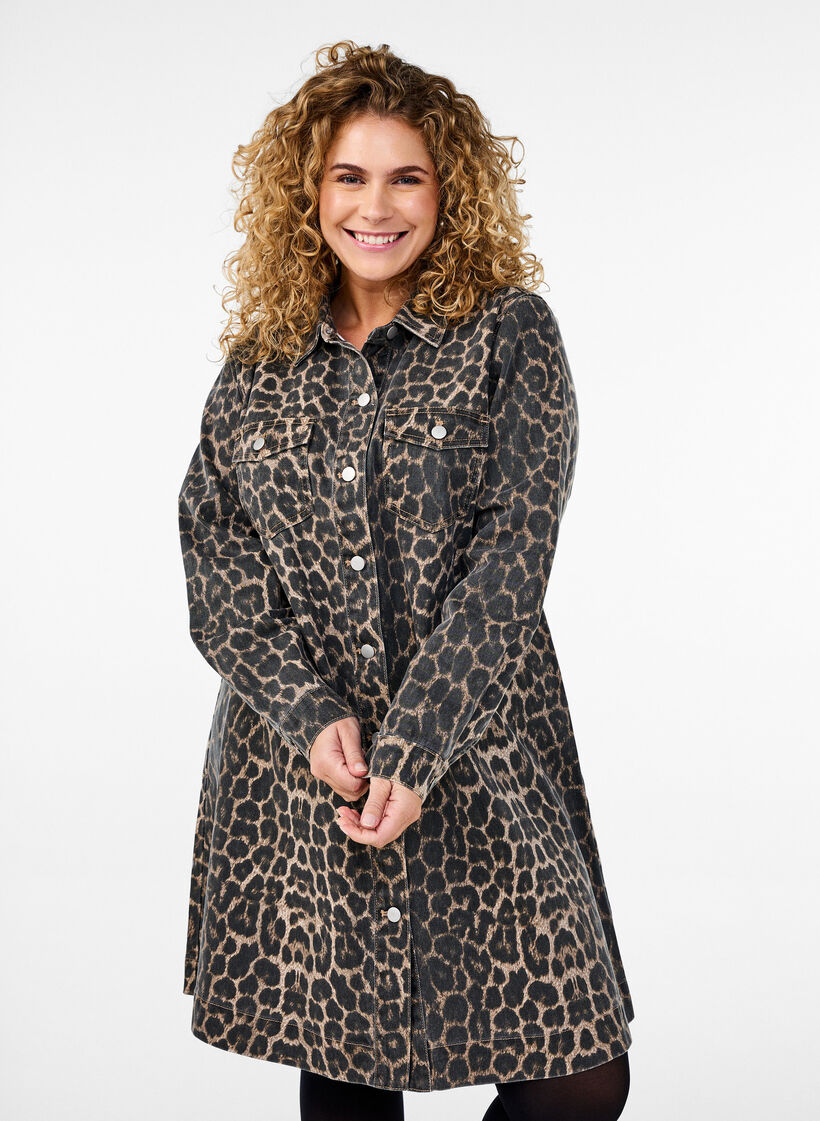 Långärmad jeansklänning med leopardmönster, Brown Leo AOP, Model image number 0