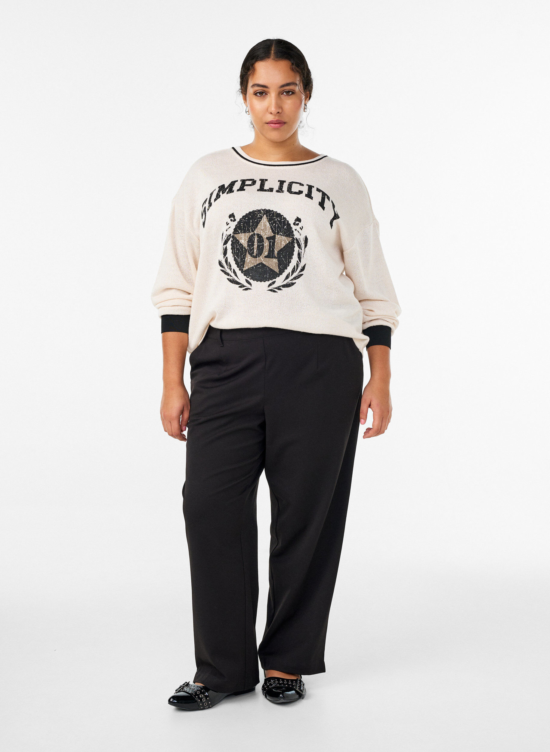 Byxor med h&ouml;g midja och res&aring;r i midjan baktill, Svart, Model