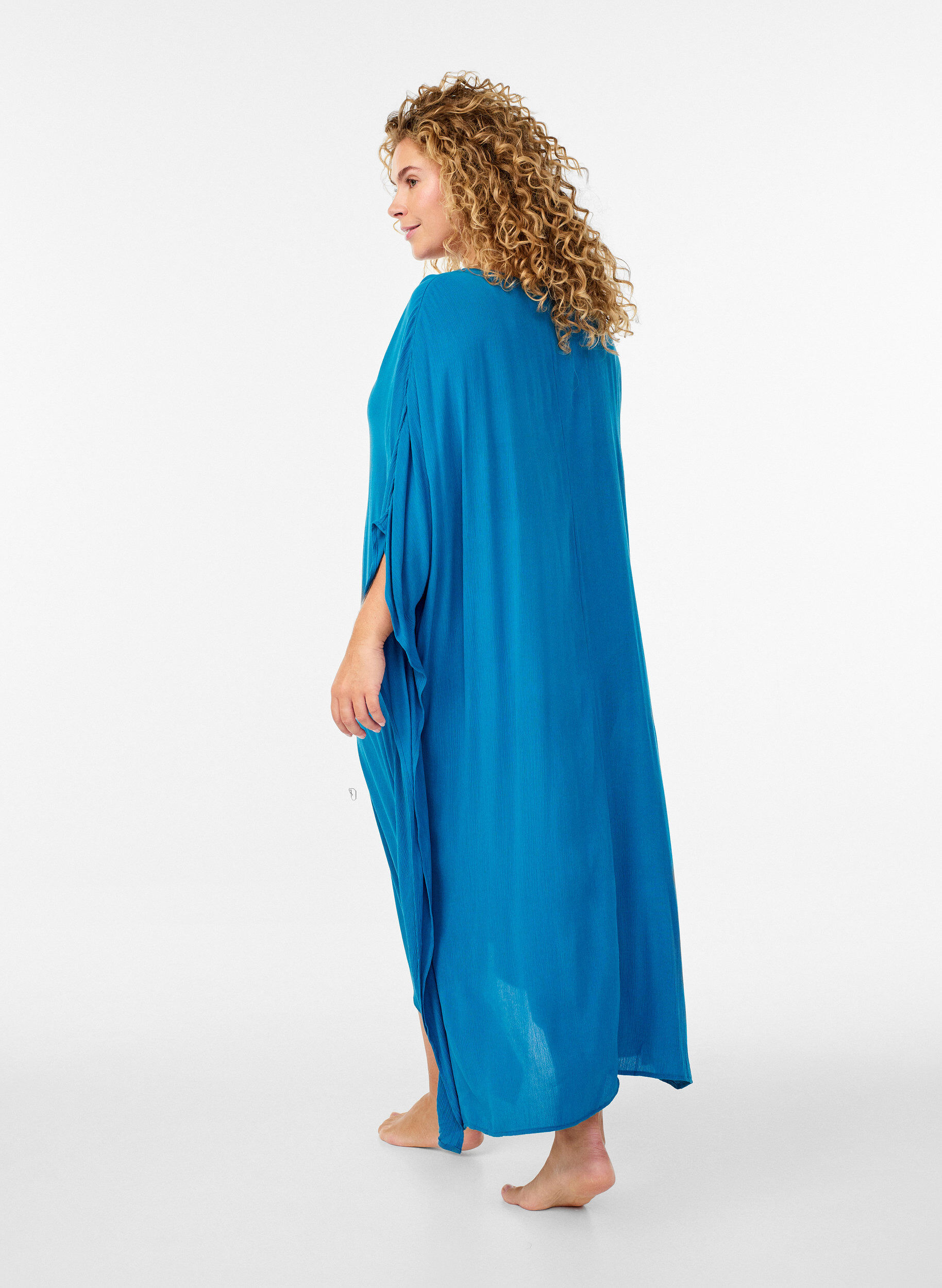 Zizzi Kaftan-strandkl&auml;nning med knappar, Bl&aring;, Model image number 1