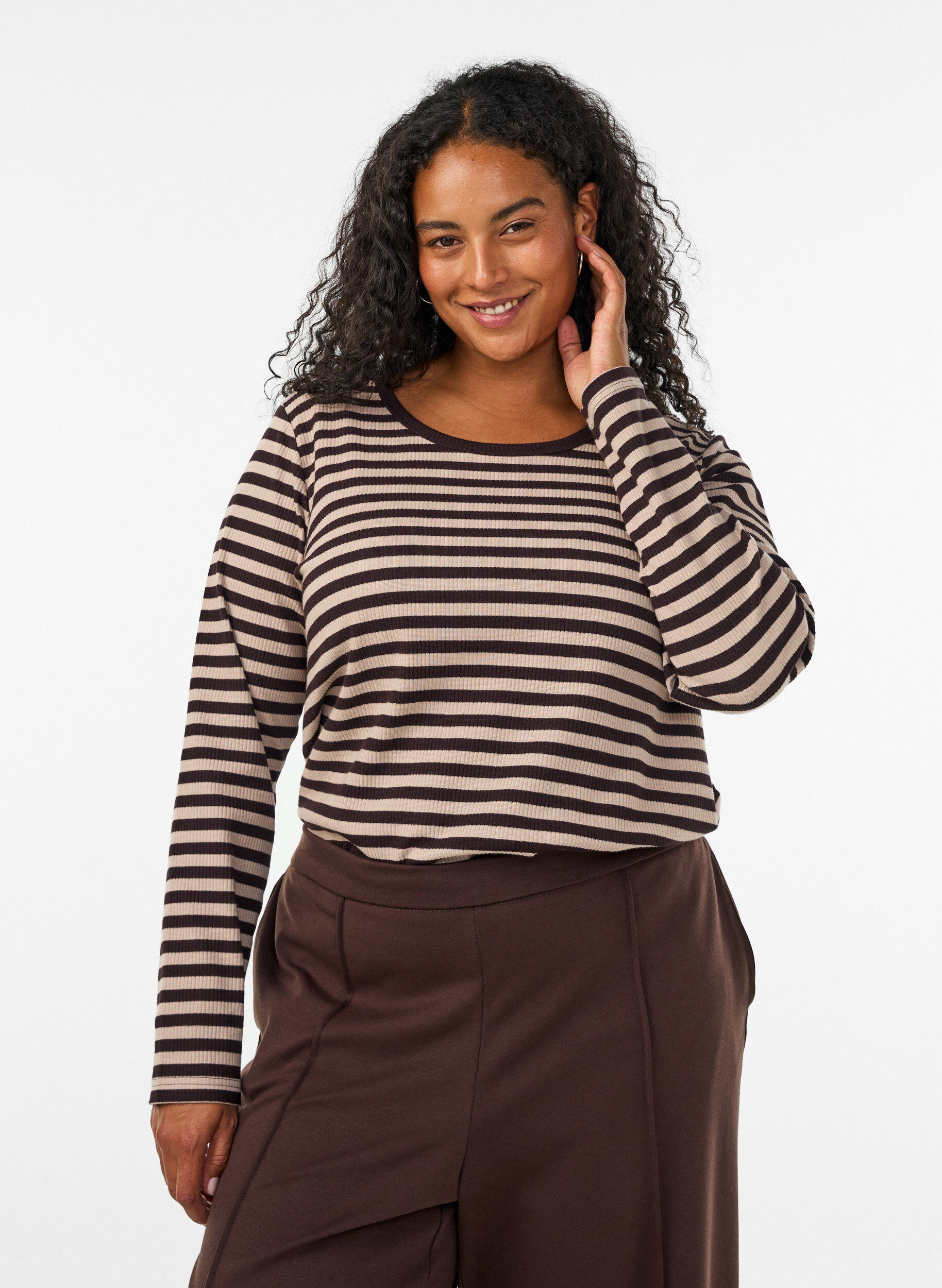 ZizziRandig blus med l&aring;nga &auml;rmar, Brun, Model image number 0