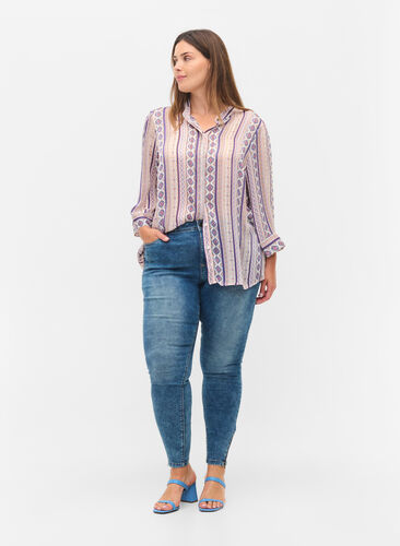 Croppade Amy jeans med blixtlås, Blue denim, Model image number 0