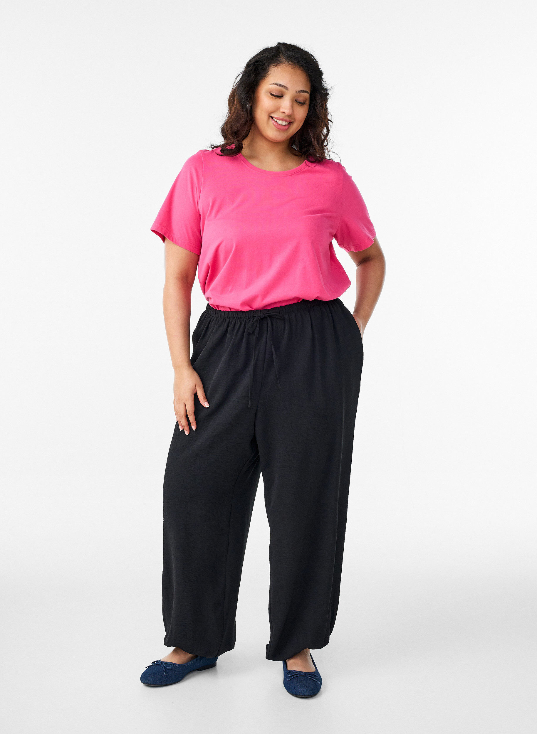 Zizzi T-shirt med tryck, Rosa, Model image number 1