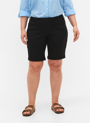 Slim fit Emily shorts med normalhög midja, Black solid, Model image number 3