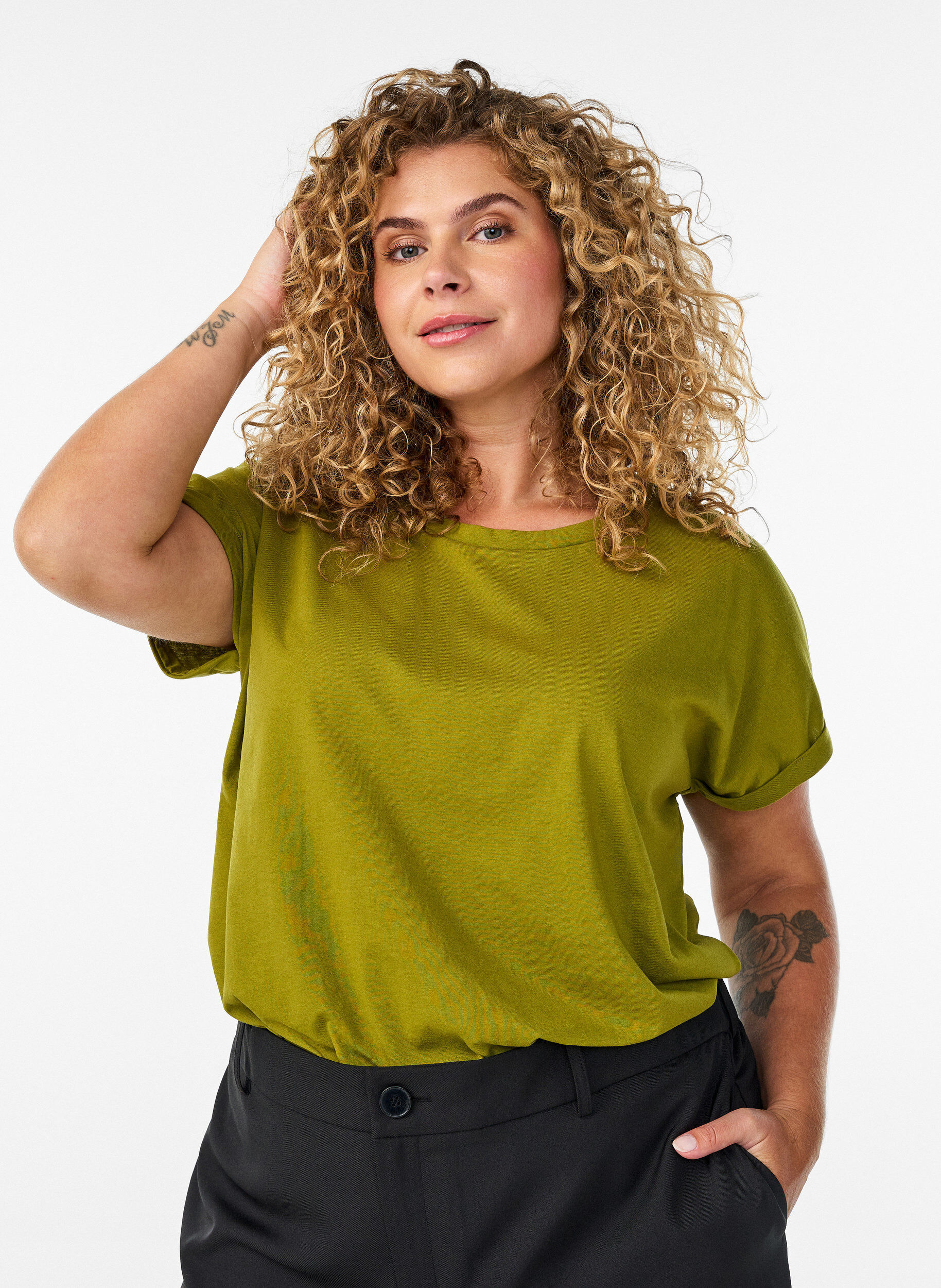 Kort&auml;rmad t-shirt i bomullsmix, Gr&ouml;n, Model