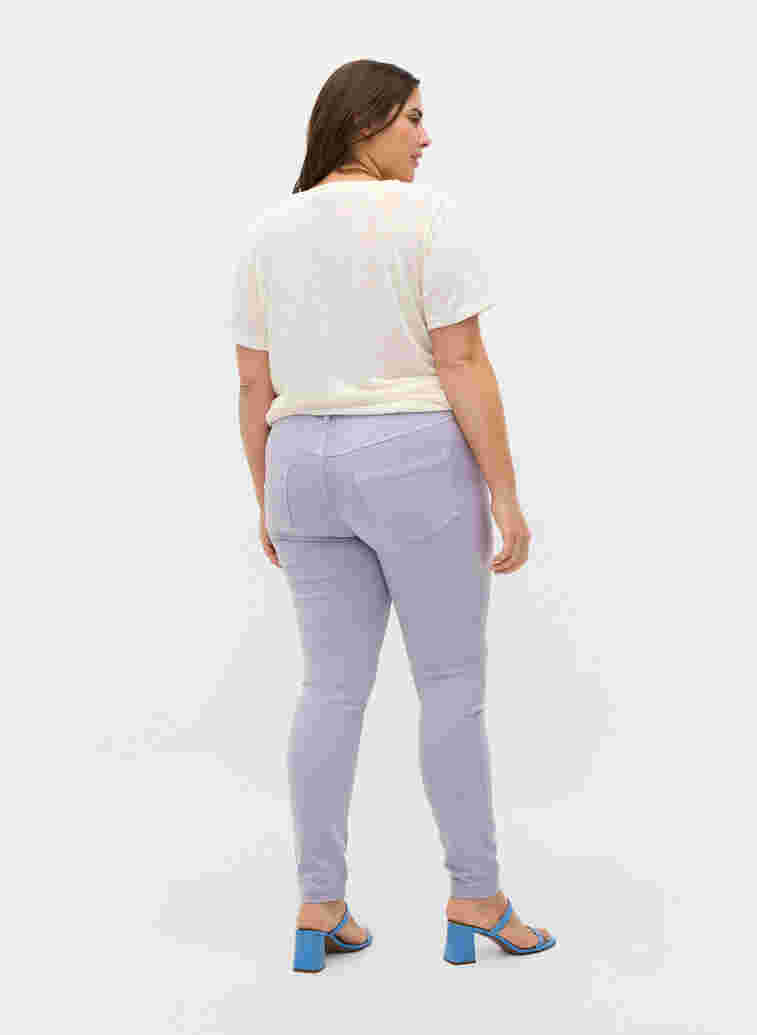 Super slim Amy jeans med hög midja, Lavender, Model image number 1