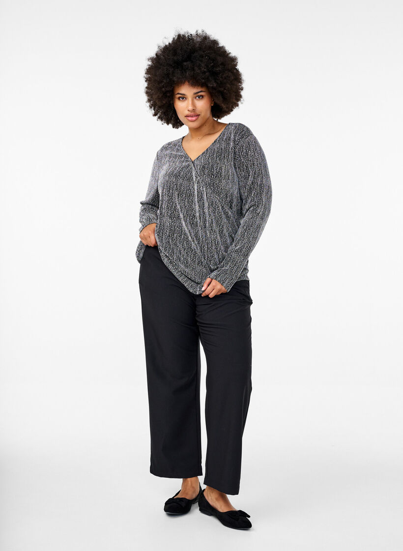 Glittrig partytopp med omlott-look, Svart, Model image number 1