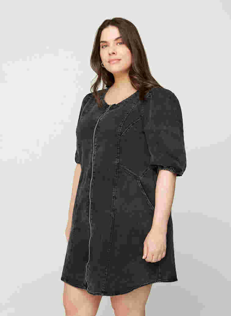 Kortärmad jeansklänning med blixtlås, Grey Denim ASS, Model