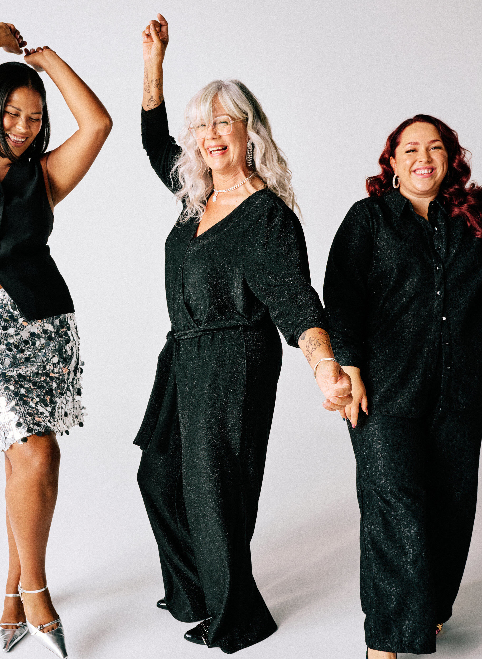 Zizzi Jumpsuit med glitter och knytsk&auml;rp, Svart, Image image number 0