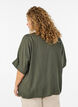 Blus i viskos med virkade detaljer och knappar, Gr&ouml;n, Model image number 2