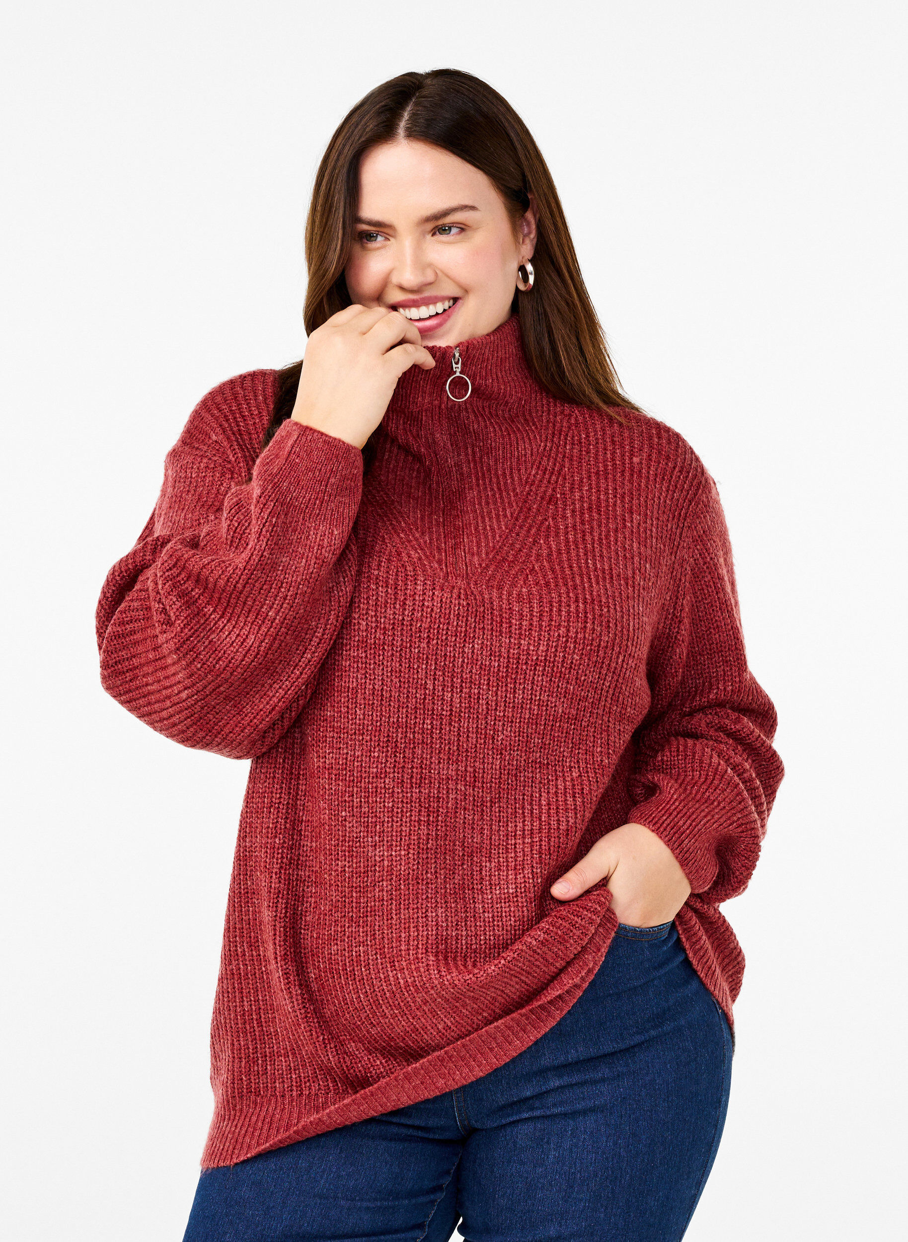 ZizziStickad tr&ouml;ja med h&ouml;g hals och dragkedja, R&ouml;d, Model image number 0