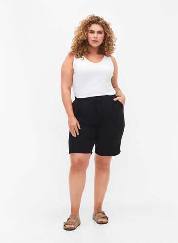 Lösa shorts i bomull med fickor, Black, Model image number 4