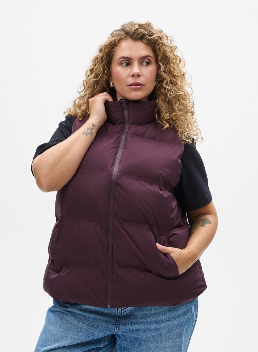 Kort pufferjacka med h&ouml;g krage, M&ouml;rk Bordeaux, Model image number 0
