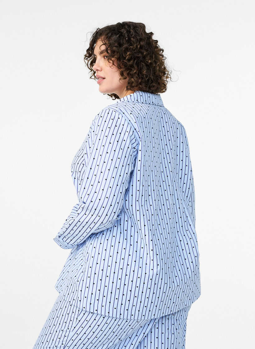 Pyjamasskjorta i seersucker med l&aring;nga &auml;rmar, Bl&aring;, Model image number 2