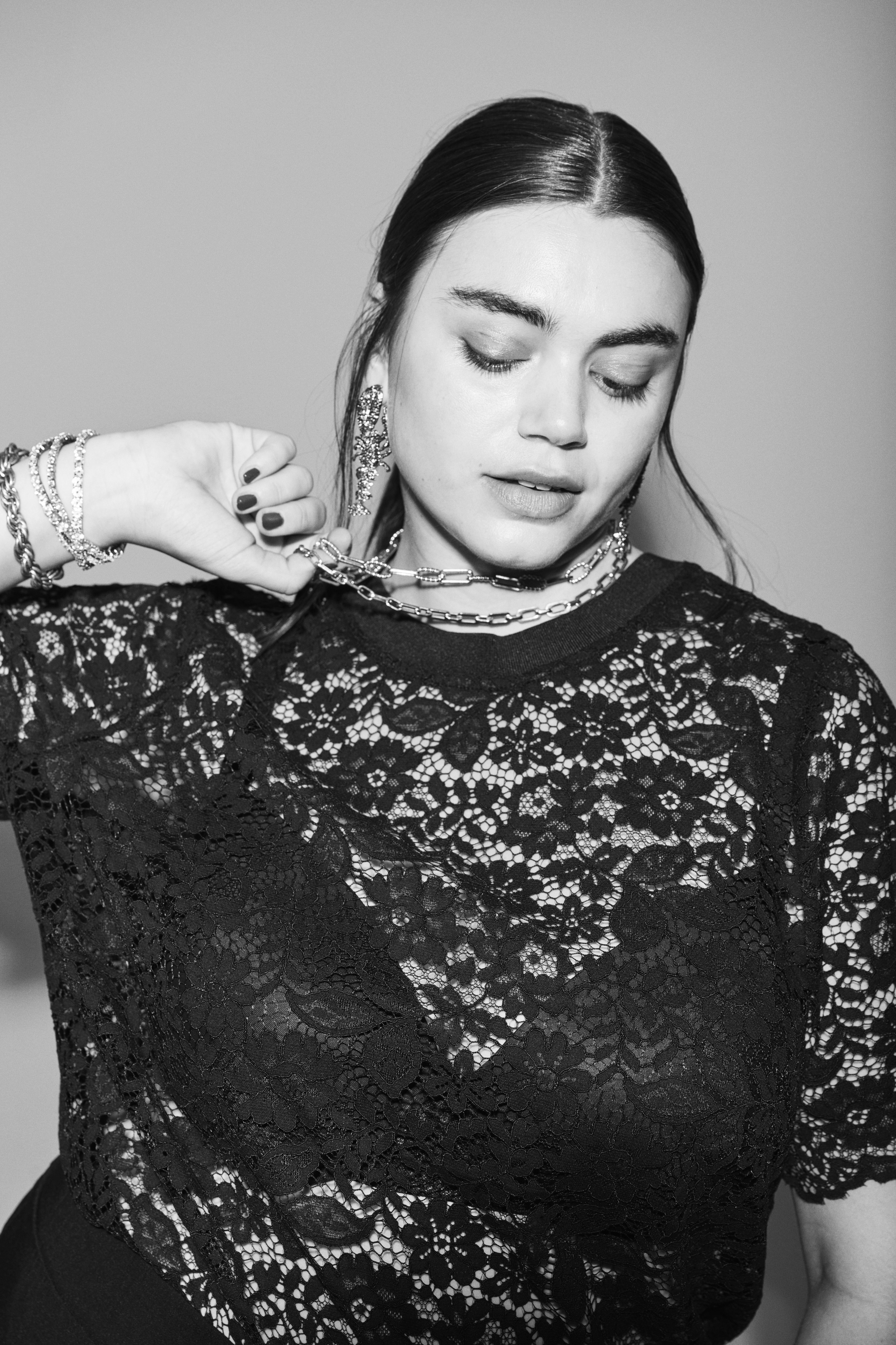 Zizzi Titta med spetsblusar, , Model