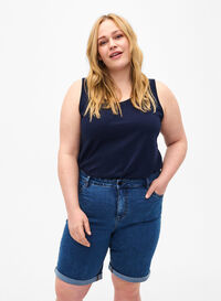 Åtsittande jeansshorts med hög midja, Blue Denim, Model