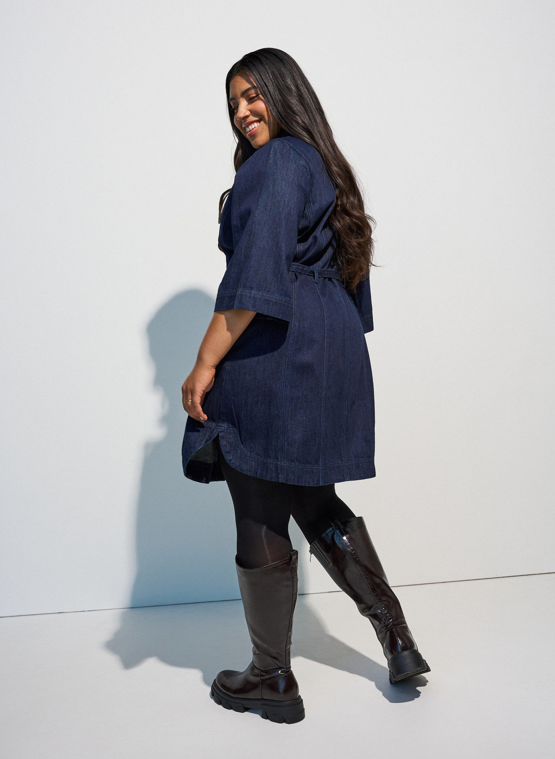 ZizziJeanskl&auml;nning med sk&auml;rp och 3/4-&auml;rmar, Bl&aring;, Model image number 2